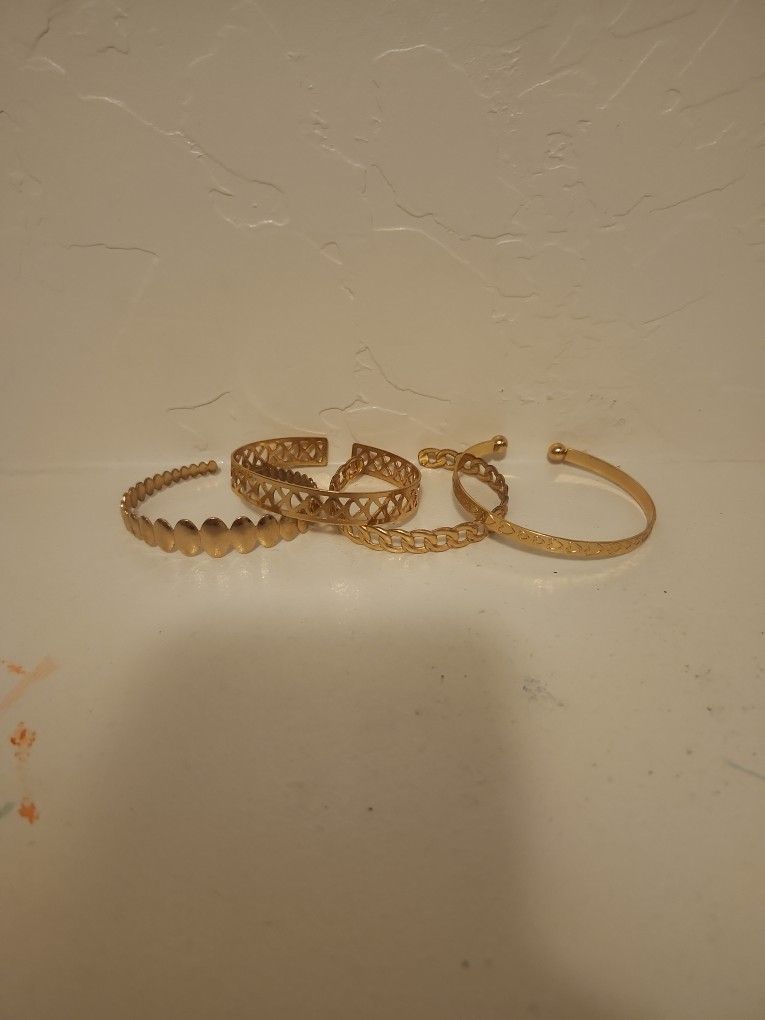 Adjustable Gold Bracelets