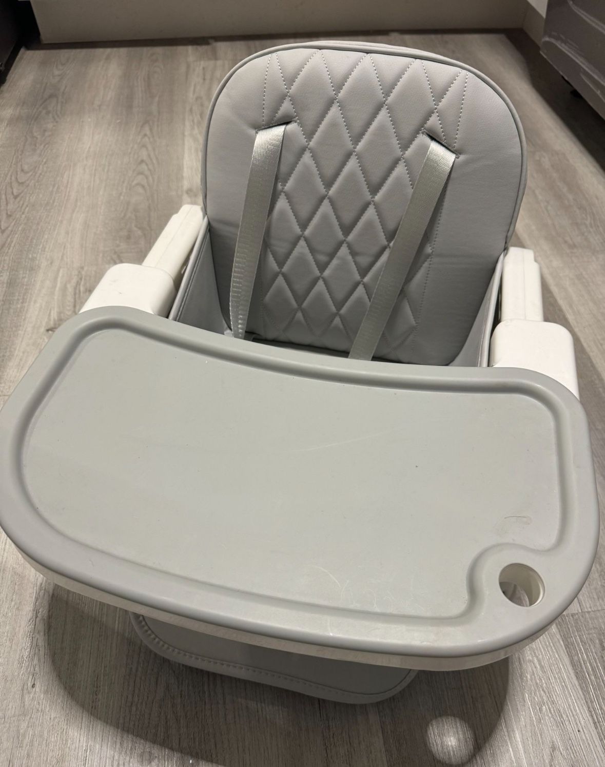 LIKE NEW Booster Seat