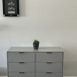 Grey 6 - Drawer Dresser/ Entry Way Etc.  Brand New $150