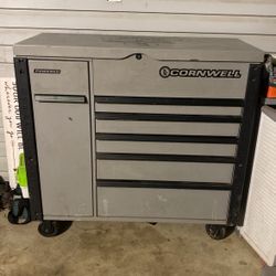 Cornwell Powered Tool Box With Power Drawer