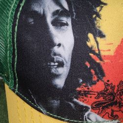Bob Marley Baseball Cap Natty Dread Rasta Colors 
New with tags
Compare 2retail @$25.00
One size 
Pick up only 
Pls see all pictures for details 