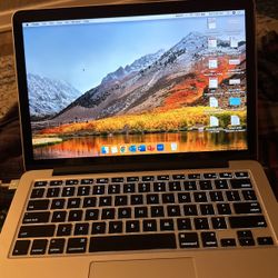 MacBook Pro  13 In Retina Display