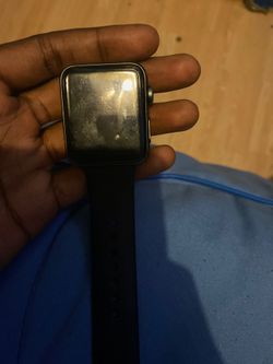 Apple Watch series 3 42mm with charger