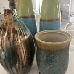 Lot Of 4 Ceramic Pots House Decor