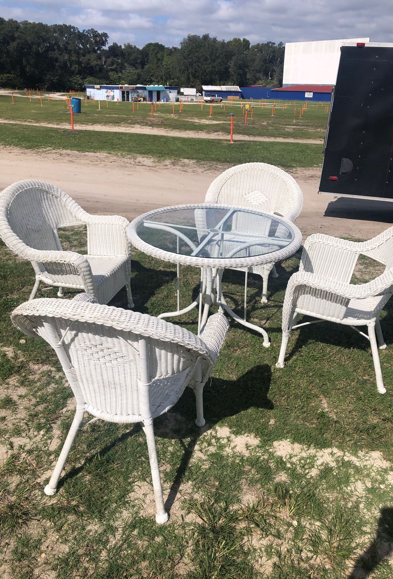 resin wicker patio set