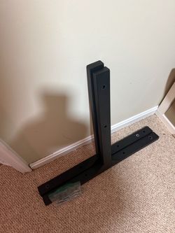 Rogue Fitness P-4 Wall Mount Pull-Up Bar – Heavy Duty