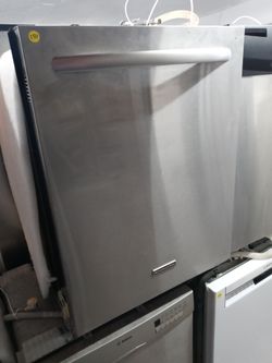 KitchenAid stainless steel dishwasher with stainless tub - Free delivery