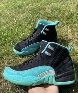 Jordan 12 Hyper Jade Size 6.5y
