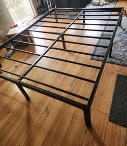 Metal platform bed frame Queen