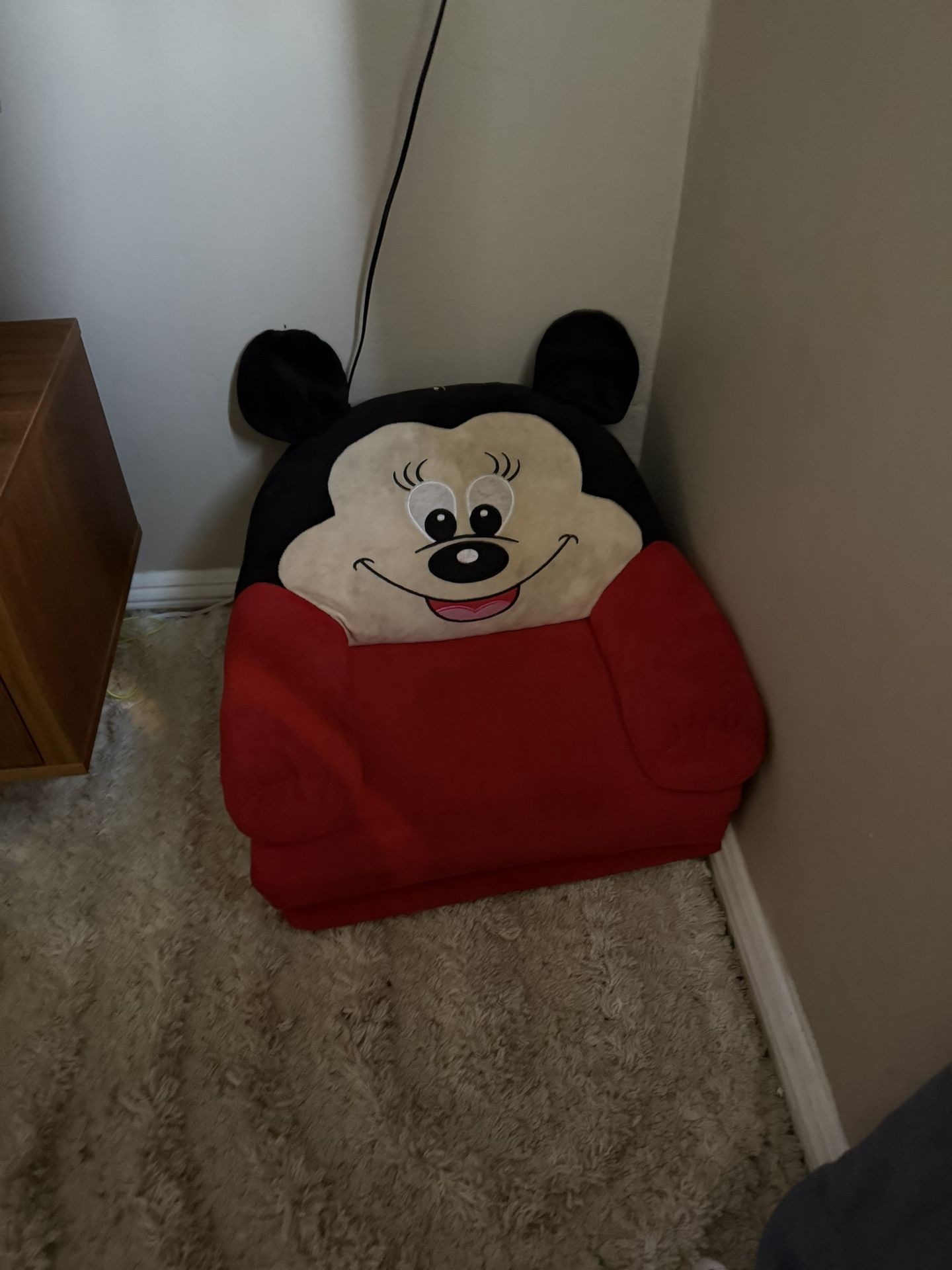 Mickey / Minnie Fold Out Lounger Chair