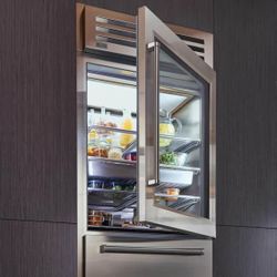 36" PRO Refrigerator/Freezer with Glass Door Model # PRO3650G BRAND NEW IN BOX SUBZERO