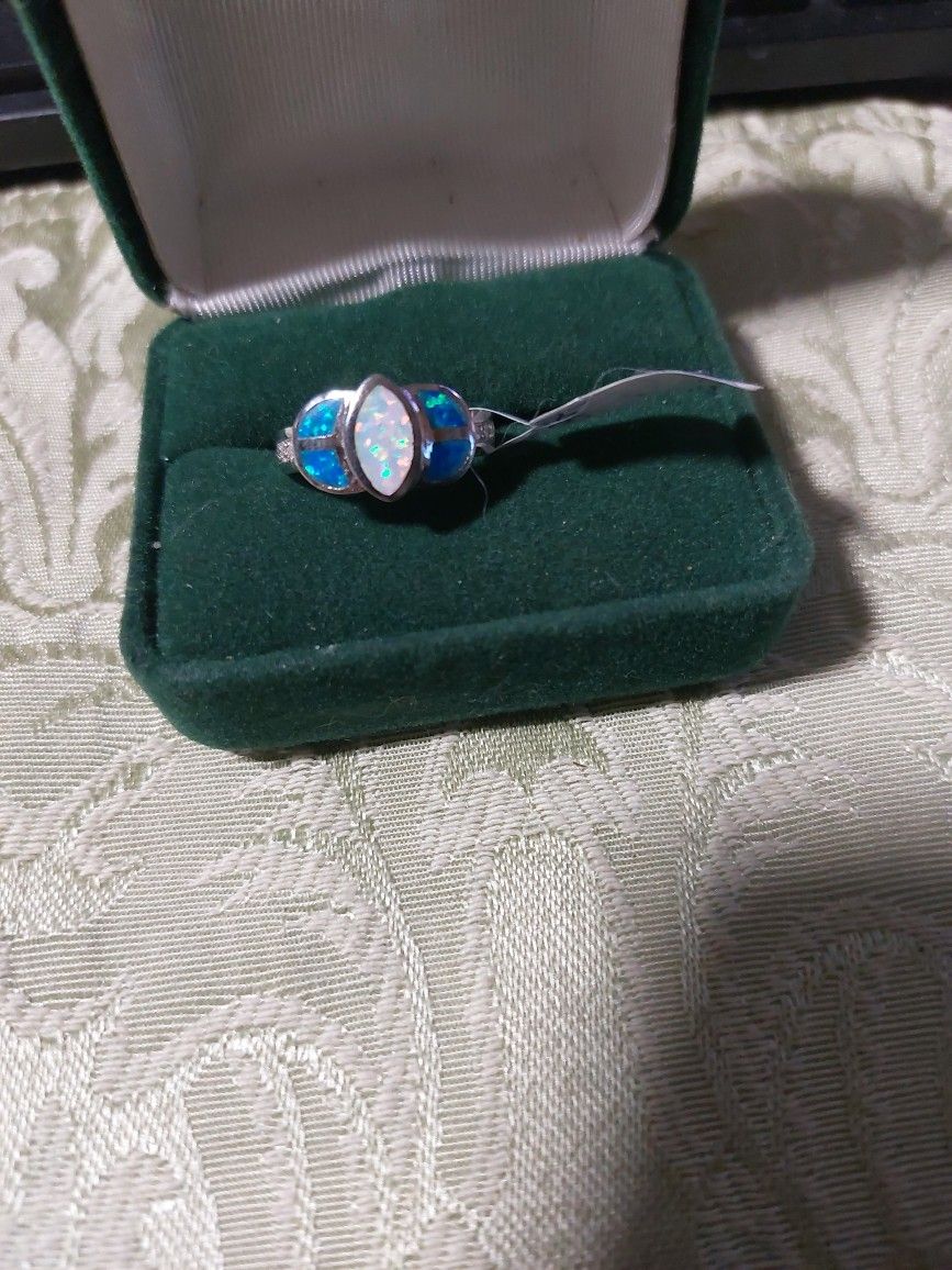 Sterling Silver Blue And WHITE Lab Opal  Ring  Sz 7
