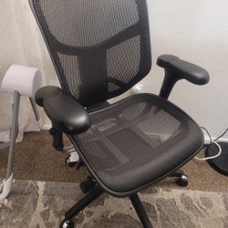 WorkPro Ergonomic Roller Office Chair