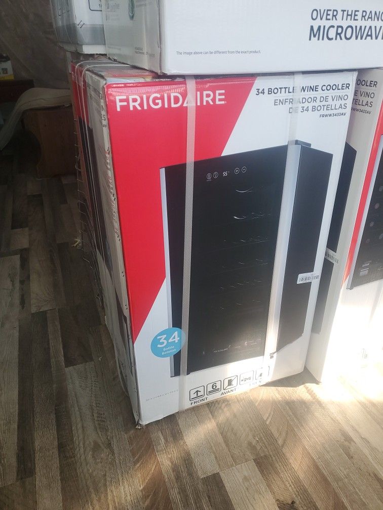 Mini Fridge Brand New In The Box 