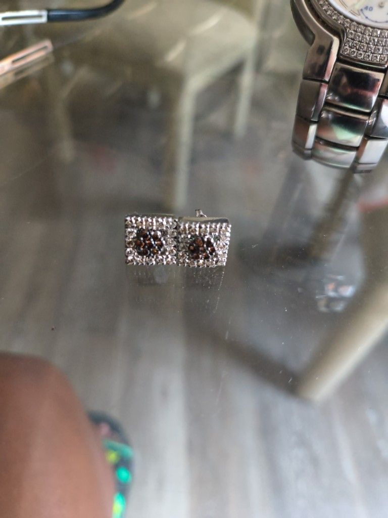 Diamond Flats