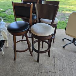 Kitchen Table  Chairs