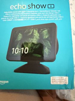 Echo show 8 Stand