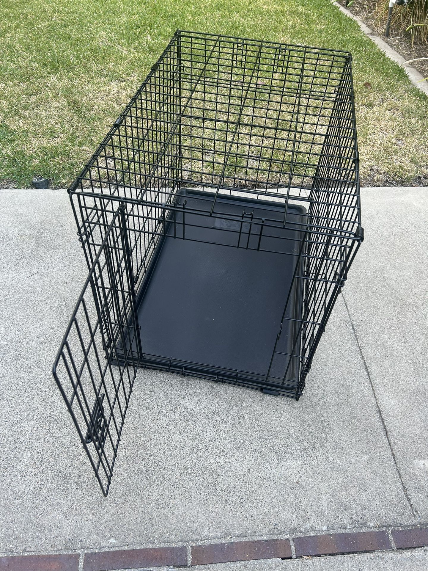 Medium Dog Crate