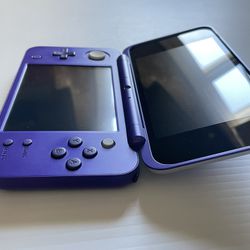 NEW Nintendo 2DS XL System - Purple/Silver - w/ Mario Kart 7, Charger & Stylus! Clean Screens!