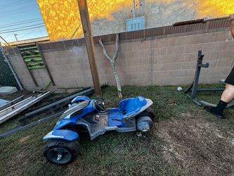 Battery powered car for kids