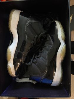 Air Jordan 11 Space Jam Sneakers