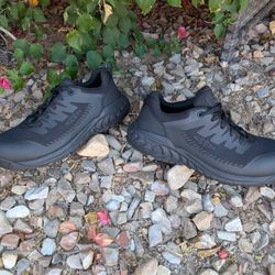 KEEN Arvada ESD Work Sneakers Men’s Size 11 Carbon Toe Slip-Resistant