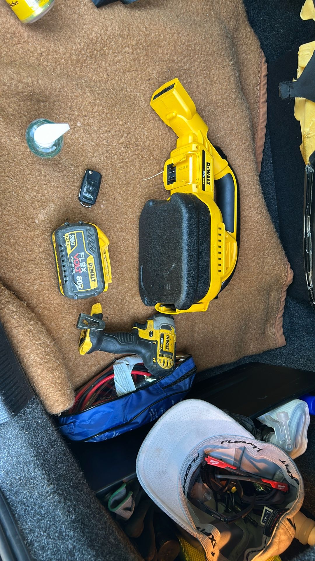DeWALT Vac Battery And Impact 