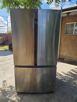 insignia refrigerator