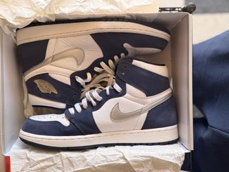 Air Jordan 1 Retro High OG Sneakers Size 9.5