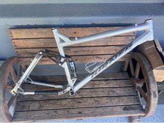 Turner 26” full suspension mountain bike frame