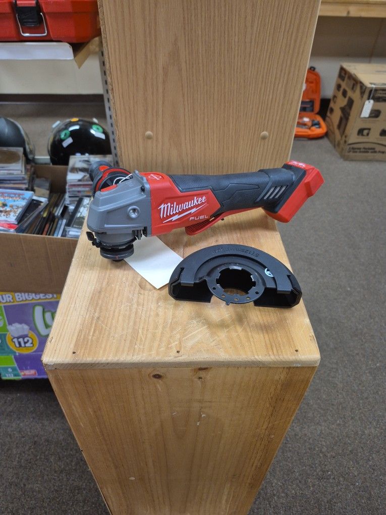 Milwaukee 2880-20 M18 Fuel 4.5" Grinder Tool Only