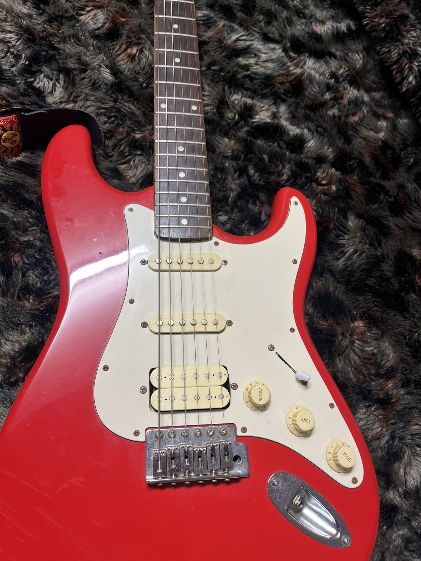 Squier Rogue ST-4 Electric Guitar 