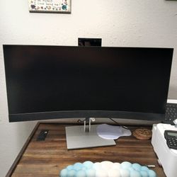 HP 32 Inch Curved Monitor 