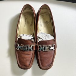 Ladies Cole Haan Chain Link Leather Loafers Sz 7.5