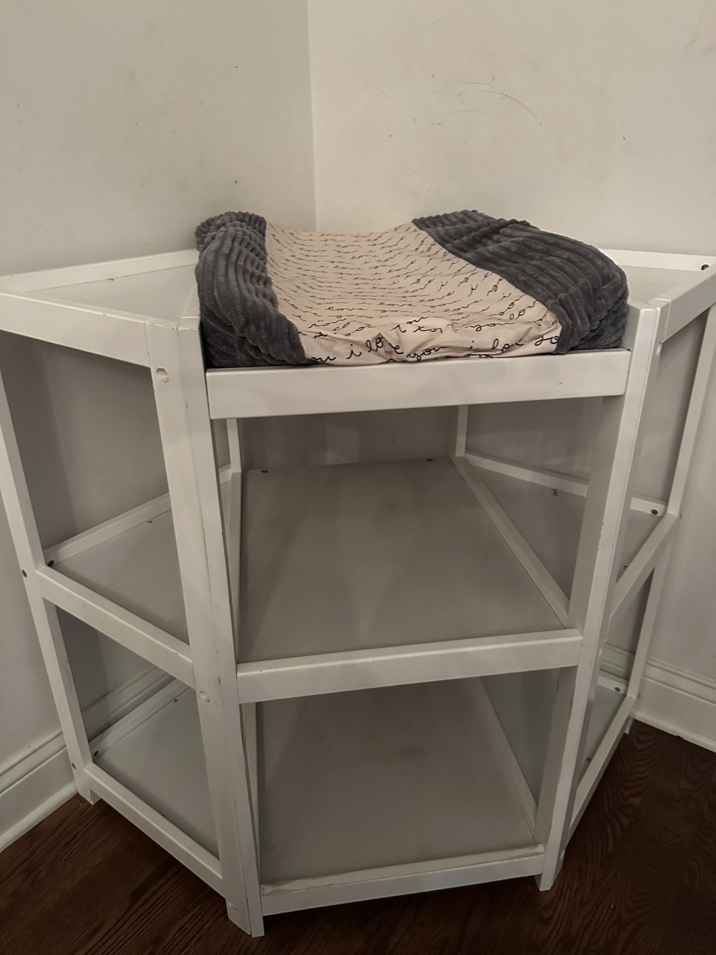 Corner Baby Changing Table