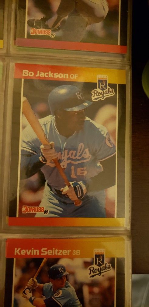 Large Collection Of 1989 Donruss Baseball Cards.