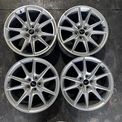 Ford Mustang Gt rims 19