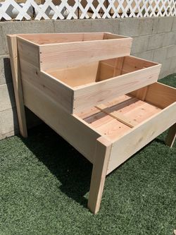 Planter , 3 Tier