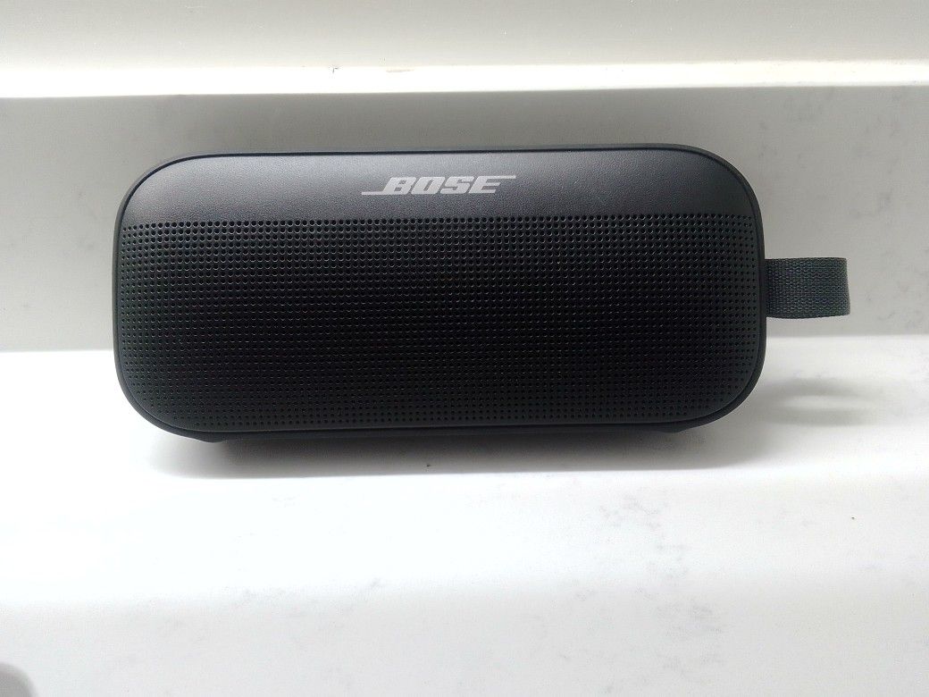 Bose Bluetooth Speaker Sounds Great