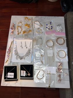 Venta de Pulseras cadenas y anillos