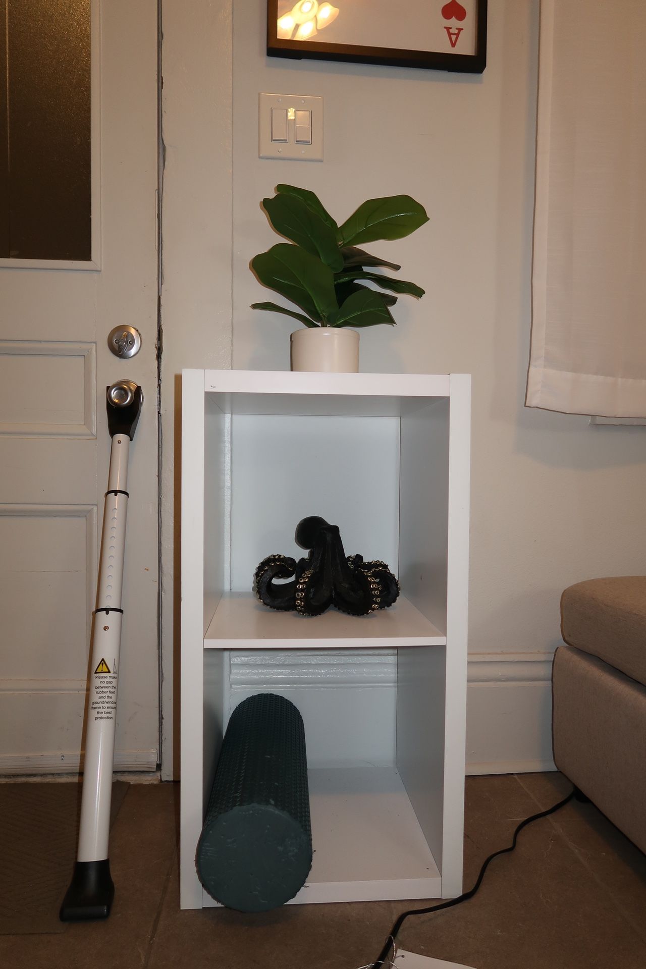 2 Cube Shelf