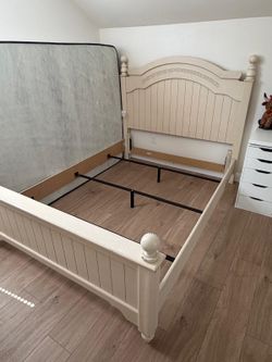 Queen Bedframe + Nightstand + Dresser