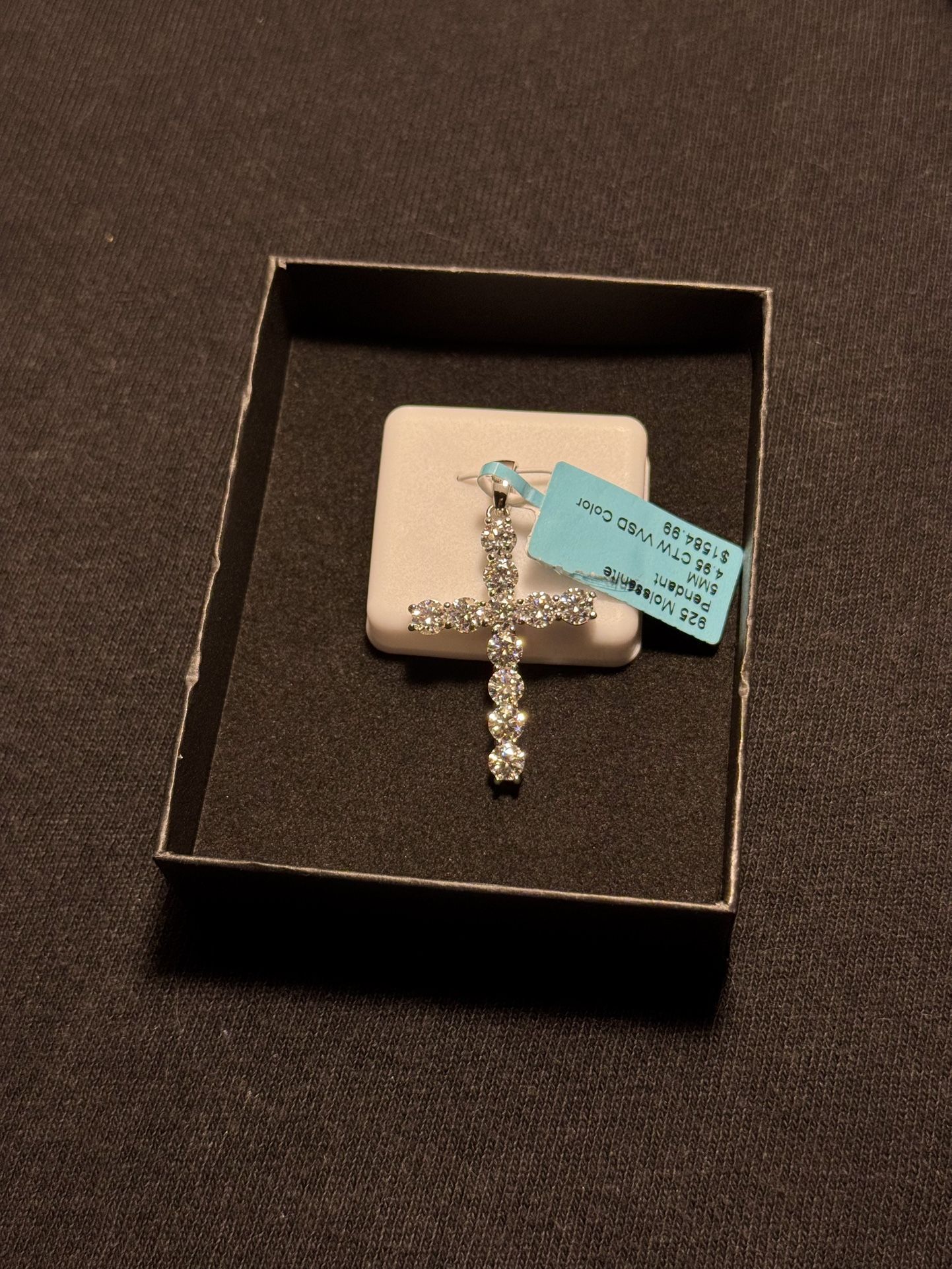 5mm 4.95 ct Moissanite Cross pendant 925 silver