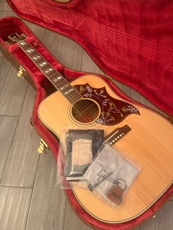 Gibson Hummingbird Original Antique Guitar