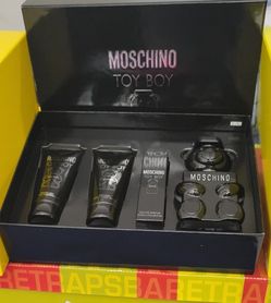 MOSCHINO TOY BOY 