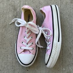 Converse Chuck Taylor All Star Low Top 'Pink' Youth size 1