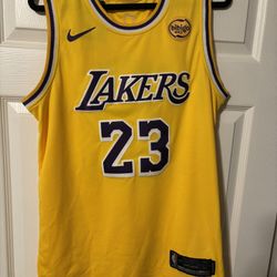 LeBron James Lakers Jersey 