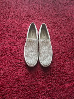 Michael Kors shoes size 10