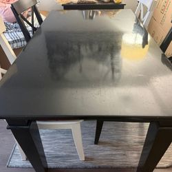 Dining Set (table + 4 Chairs)