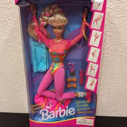 Gymnast Barbie Doll 1993 New Mattel 11921 European Edition International